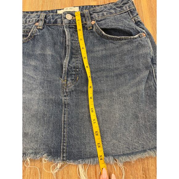 Denim Skirt - We The Free - Size 27 - Picture 5 of 5